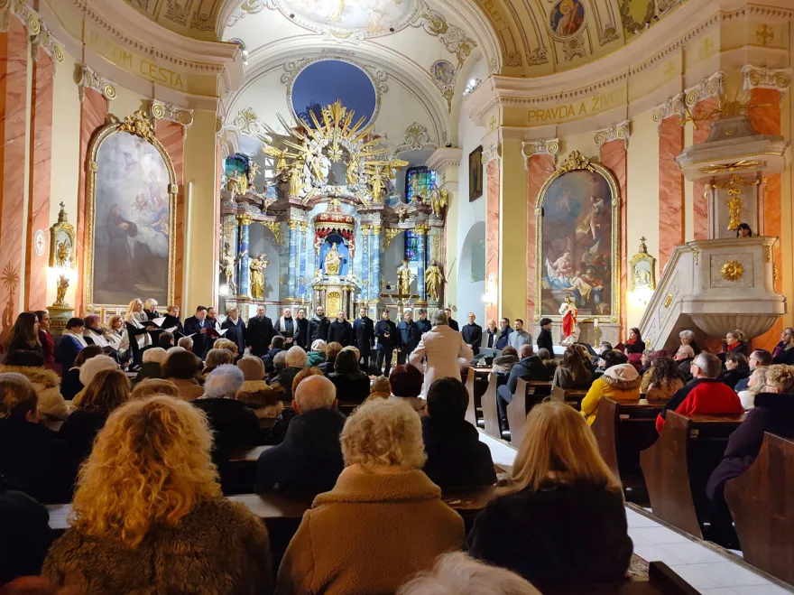 Komolyzenei koncert  - JUBILEUMI ÉV - 220 ÉVES A GALÁNTAI SZT. ISTVÁN PLÉBANIATEMPLOM